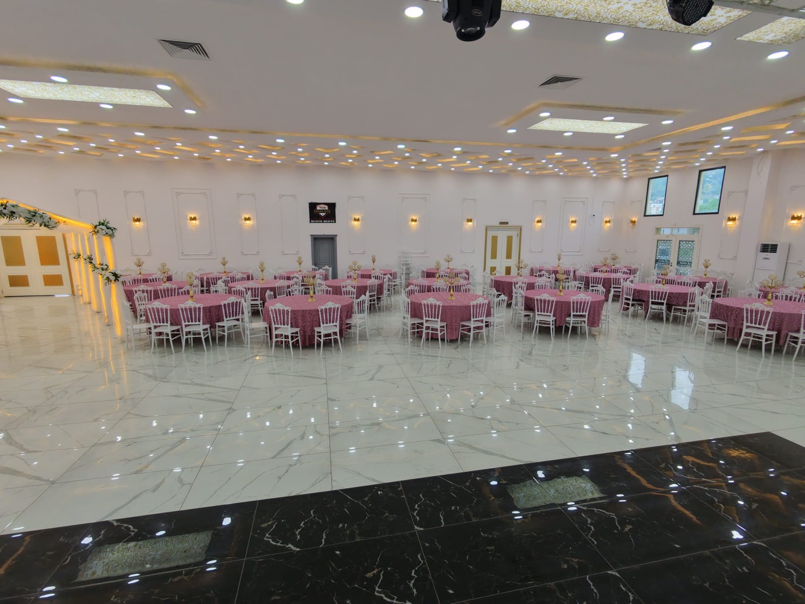 Alyans Garden kapalı salon oturma düzeni